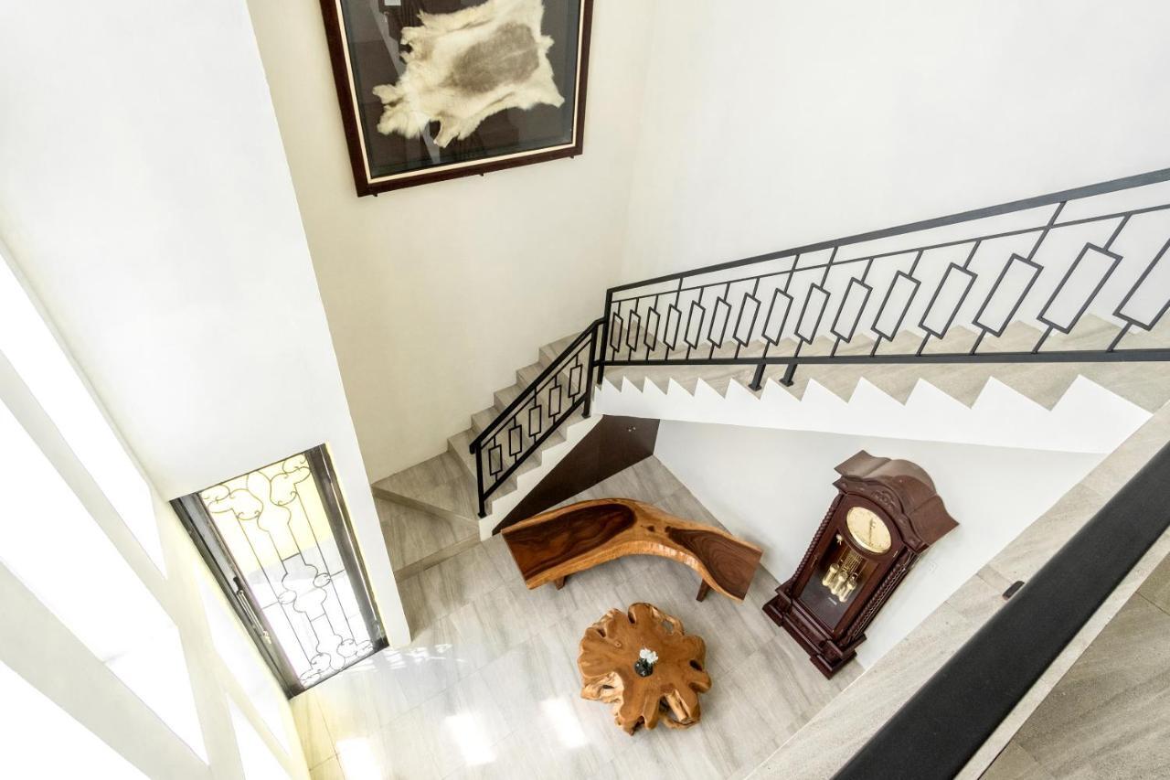 Vosstel Guest House Medan Exterior foto