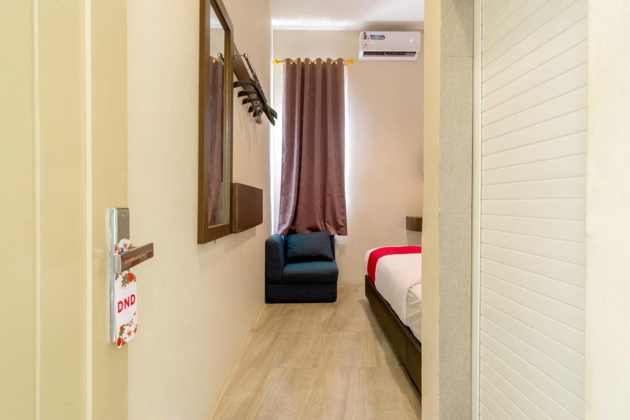 Vosstel Guest House Medan Exterior foto